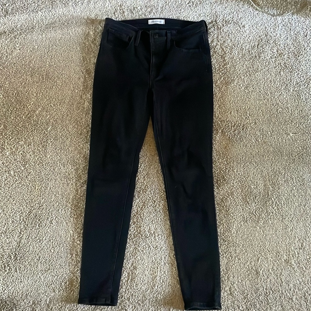 Madewell Roadtripper Jeans in Black, Size 28